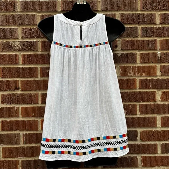 THML Women’s Sz S Linen blend White Embroidered Sleeveless blouse - Picture 4 of 10